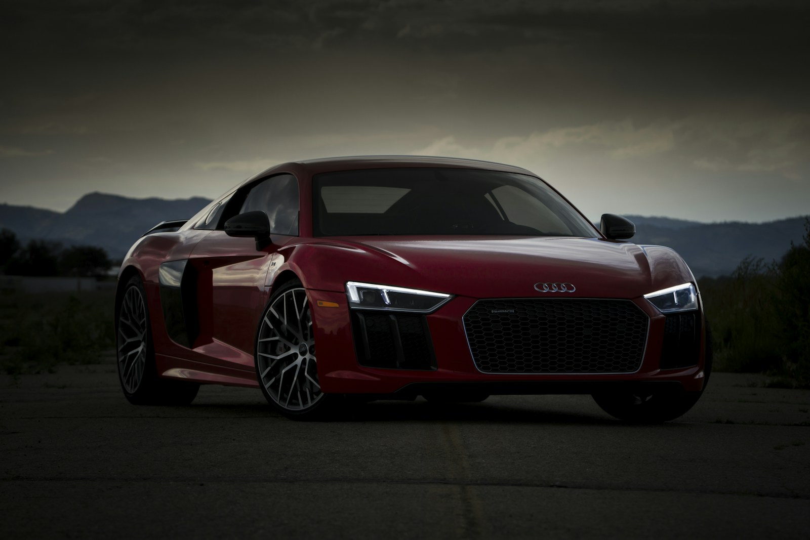 Luxury coupe
